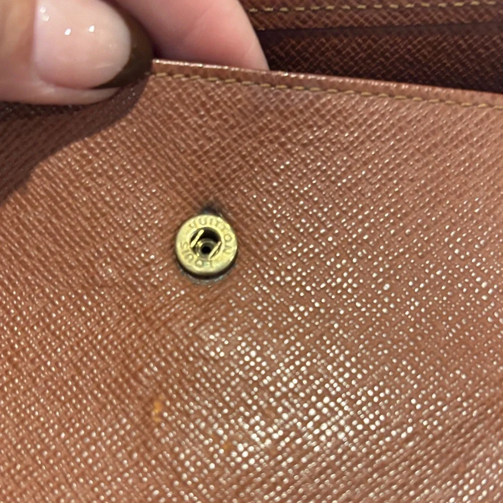 Authentic Louis Vuitton Monogram Trifold GM Wallet - Picture 11 of 16